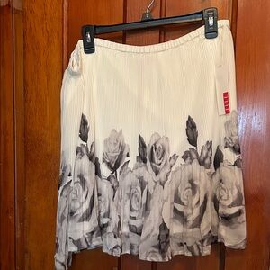 Elle Black and White Floral A-Line Skirt